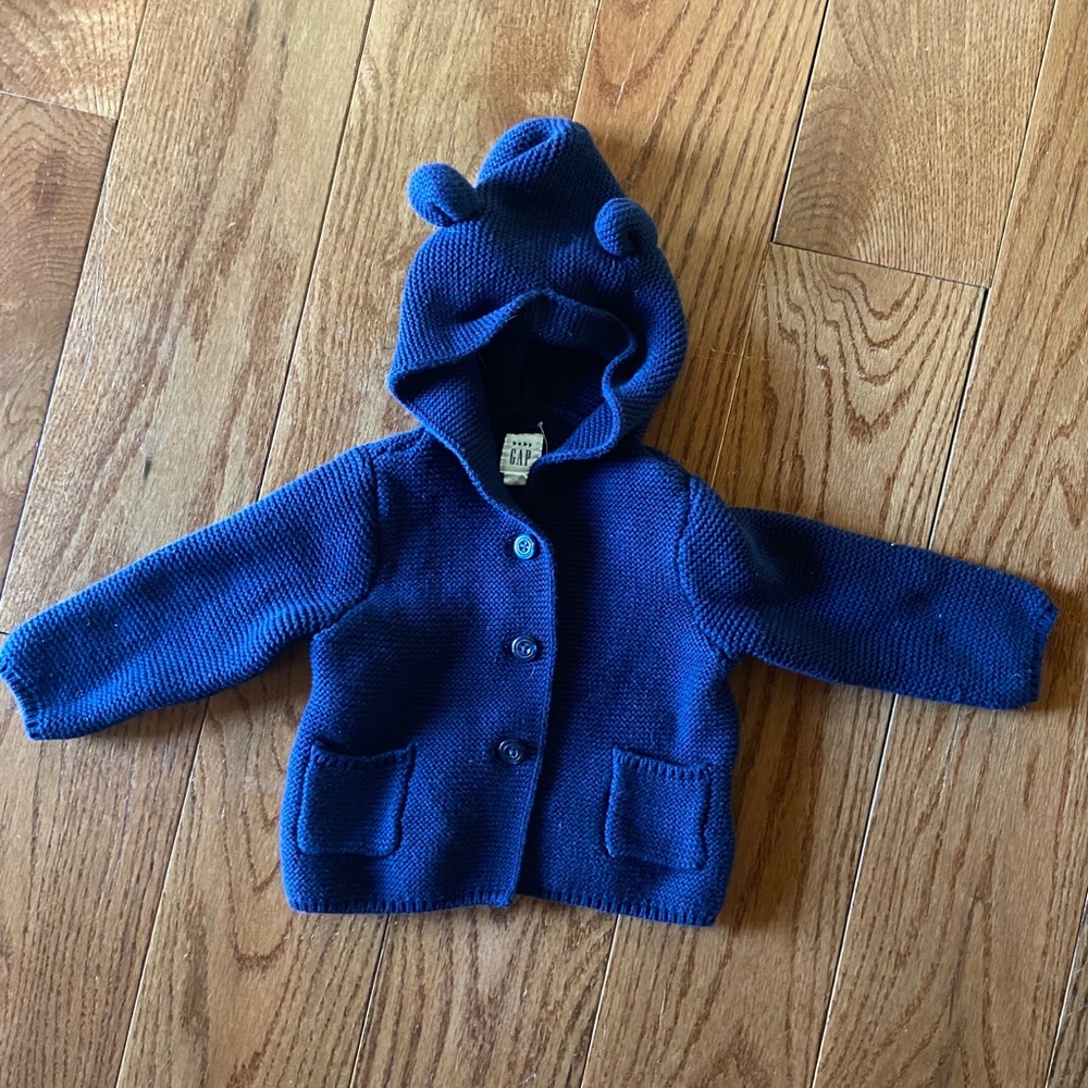 Baby Gap navy knitted bear sweater 6-12mon
